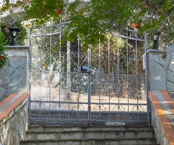 Beta Sea View With Pool Volos