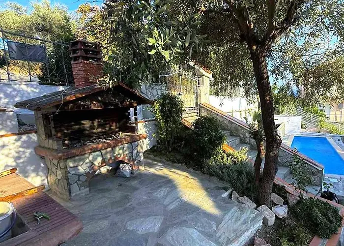 Beta Sea View With Pool Volos