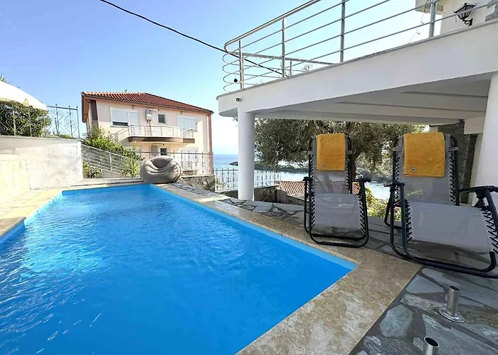 Villa Beta Sea View With Pool
