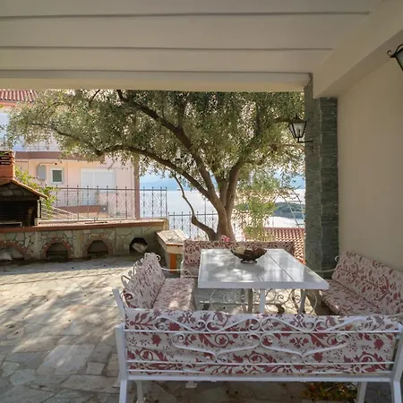 Seaside View Vila
